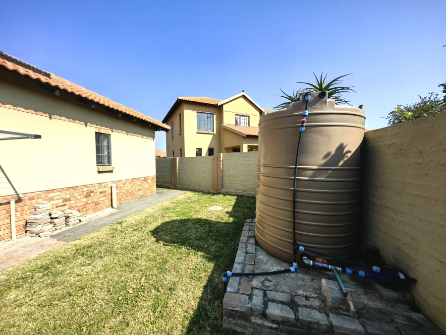3 Bedroom Property for Sale in Waterkloof East North West